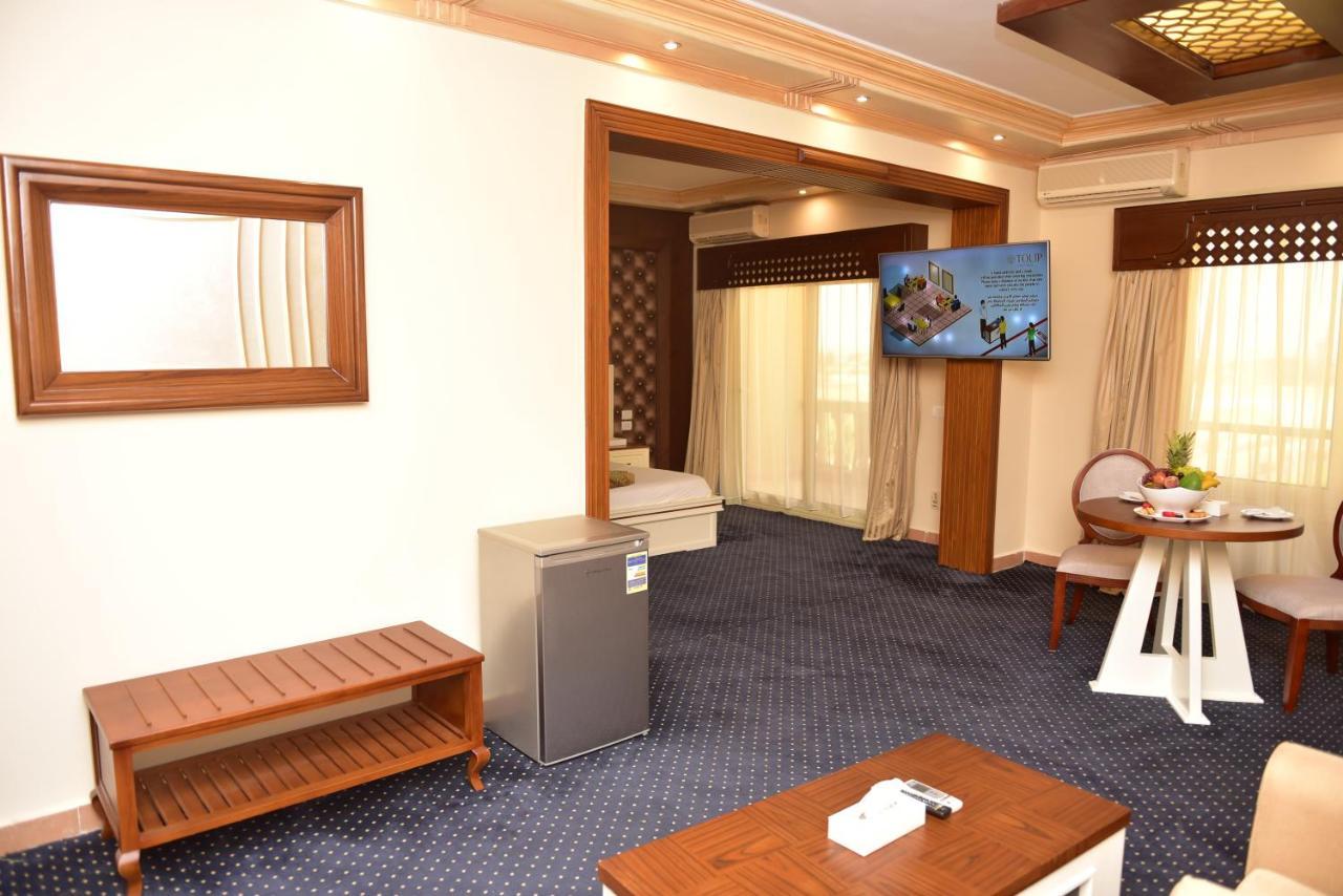 Tolip Family Club Borg El Arab Hotel King Mariout Exterior photo
