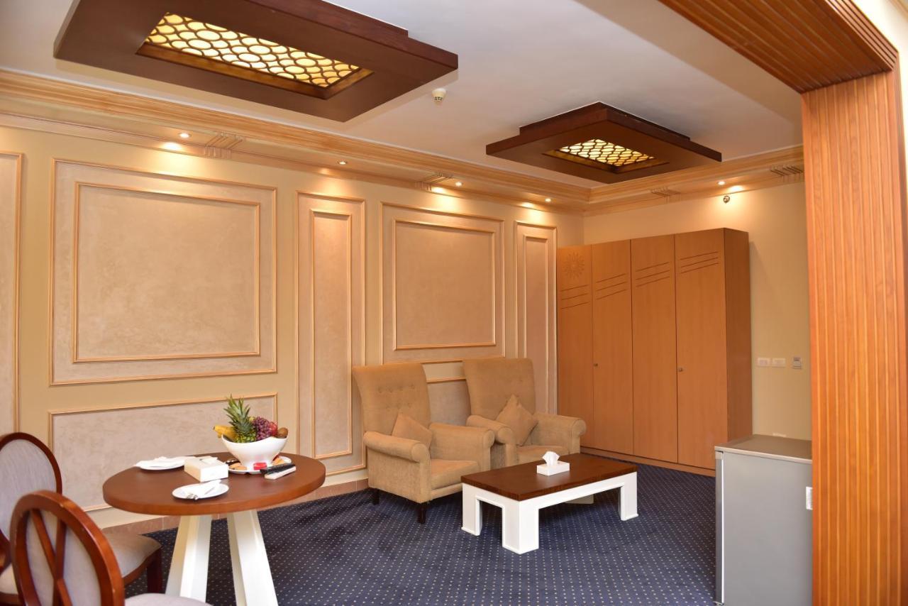 Tolip Family Club Borg El Arab Hotel King Mariout Exterior photo