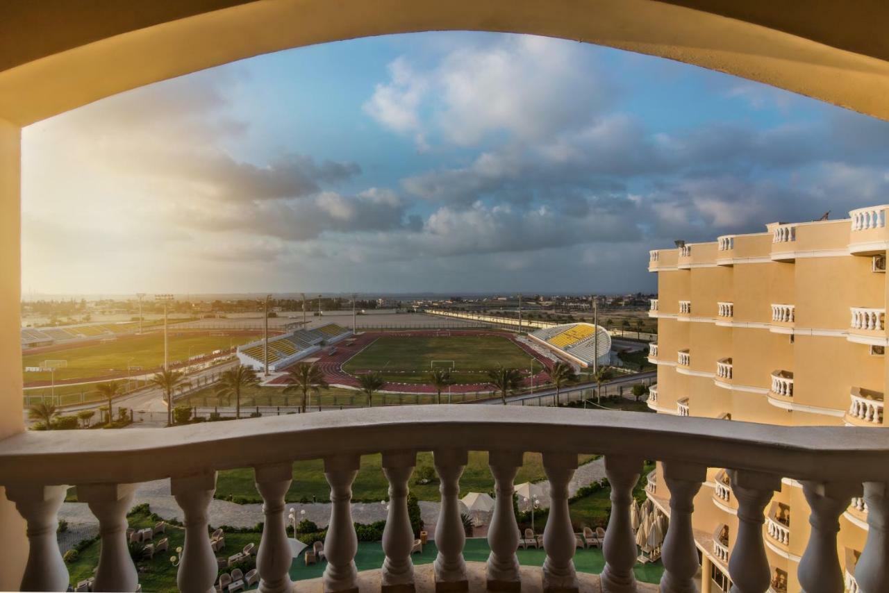 Tolip Family Club Borg El Arab Hotel King Mariout Exterior photo